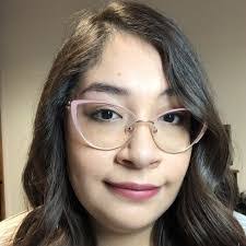 Sarah Pickle's Instagram, Twitter & Facebook