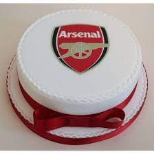 Dinah's desserts has created this design before, it is quiet popular for our football fans. Arsenal Cake Obviously Without The Bow Birthday Cakes For Men Cakes For Men Arsenal