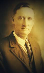 The Notorious Meddler: In My Family Tree: Hige Boles