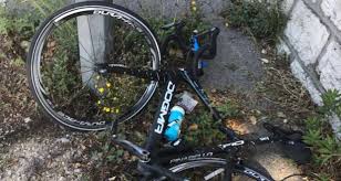 Refine your search for chris froome bike. Chris Froome S Bike Destroyed After Car Knocks Him Over