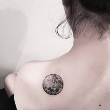 Maybe you would like to learn more about one of these? 30 Elegant Shoulder Tattoos For Women With Style Tattooblend