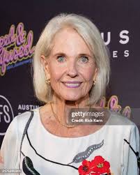 Kathleen Cunningham's Instagram, Twitter & Facebook