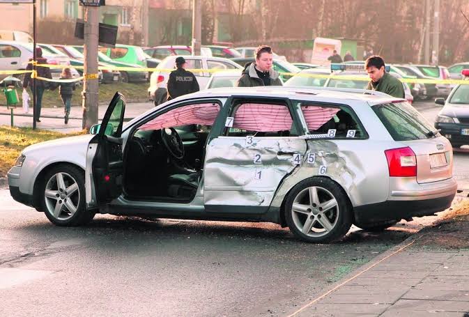 Jedna z najgłośniejszych kibolskich zbrodni w Krakowie. 12 lat temu zginął  Tomasz C. ps. Człowiek. Wciąż trwa proces jednego z oskarżonych | Gazeta  Krakowska