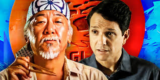 Cobra Kai S5's Costumes Have Smart Daniel & Johnny Easter Eggs You Missed