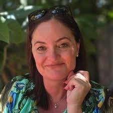 I'm very proud to announce that a mere 3 1/2 months after reaching the  milestone of 20 000 visitors to my blog, I'm now over 30 000!