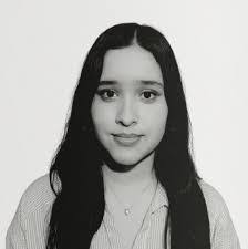 Cassandra Leal's Instagram, Twitter & Facebook