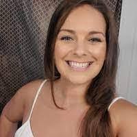 Kari Coffman's Instagram, Twitter & Facebook