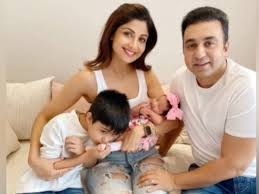 She is one of the most popular actresses of bollywood and is known for her roles in the movies dhadkan (2000). Shilpa Shetty S One Year Old Daughter Samisha Tests Covid Positive Other Family Members Infected As Well