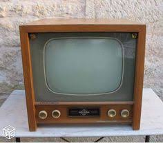 Coloring squared would like you to enjoy these free tv and movie coloring pages for you to download. 10 Antique Tvs Ideas Old Tv Vintage Television Retro Tv