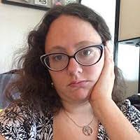 Ramona Pack's Instagram, Twitter & Facebook