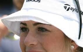As per our current database, paula creamer is still alive (as per wikipedia, last update: Paula Creamer Married Divorce Salary Net Worth Affair Nationality Boyfriend Legs Biography