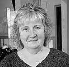 Wanda Louise Combs Gilbert (1958-2022)