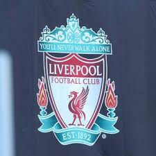 Official twitter account of liverpool football club stop the hate, stand up, report it. Futbolist Travmiroval Odnoklubnika Radi Debyuta Za Liverpul Anglijskij Futbol Sport Lenta Ru
