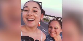 How to recognize anorexia: Mother shares daughters struggle with eating  disorder