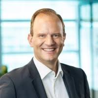 1400+ "Greis" profiles