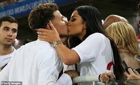 Help us build our profile of dele alli! Dele Alli Breaks Up With His Model Girlfriend News Akmi