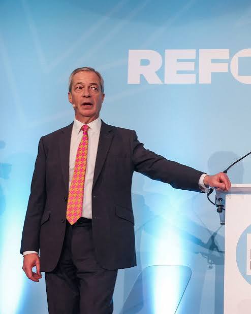 UK poll shows right-wing Reform in close second behind Labour Party | Reuters