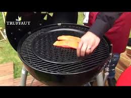 Réaliser cette merveilleuse recette du pavé de saumon au poivre timut et tout cela au barbecue. Recette De Paves De Saumon A La Vinaigrette De Fruits Au Barbecue Jardinerie Truffaut Tv Youtube