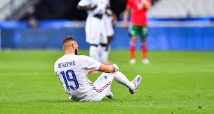 Karim benzema est sorti sur blessure face à la bulgarie. A 3ssvws 8n62m