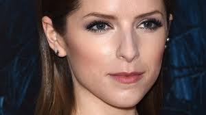 Get Anna Kendrick's Sleek Red Carpet Hair
