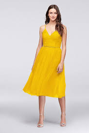 Chantilly Lace And Tulle Short Bridesmaid Dress David S Bridal Yellow Bridesmaid Dresses Davids Bridal Bridesmaid Dresses Short Bridesmaid Dresses