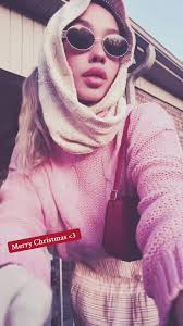 Had to show the Christmas fit 🤭🩷 #merrychristmas #christmasfitcheck #foru