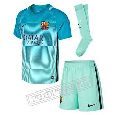 Maillot de foot alaba bayern munich 19/20 exterieur. Epingle Sur Foot769fr Promo Ensemble Du Maillot De Foot Enfant
