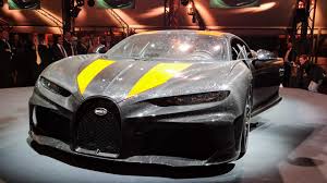 Named chiron super sports 300+, it's an evolution of the standard car that promises to let buyers who find a long enough stretch of tarmac channel their inner bugatti will make 30 examples of the chiron super sports 300+, and pricing starts at $3.5 million before taxes and options elbow their way into the. Bugatti Chiron Super Sport 300 Announced Update