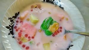 Es pisang ijo ini merupakan salah satu sajian khas dari kota makassar. Es Pisang Ijo Di Cilacap Nikmat Disantap Siang Siang