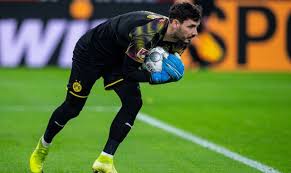 Kacper kozlowski, 17, from poland pogon szczecin, since 2018 attacking midfield market value: Bvb Vorerst Ohne Burki