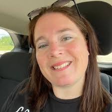 Melissa Bartee's Instagram, Twitter & Facebook