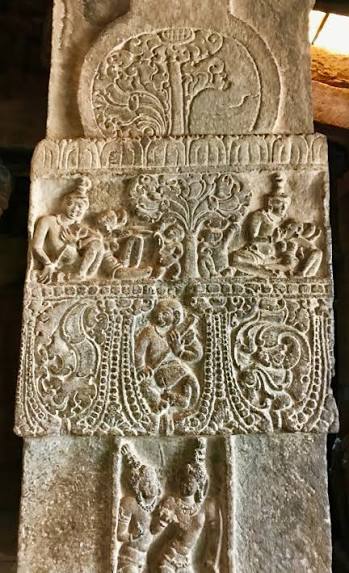 File:8th century reliefs at Mallikarjuna temple, Pattadakal Hindu monuments Karnataka 8.jpg - Wikimedia Commons