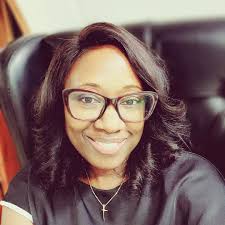 gullah geechee artform"...corey alston...american fifth generation  sweetgrass weaver..he shapes intricate patterns into contemporary  sculptural baskets...corey alston gullah sweetgrass  baskets....ladson..south carolina...born 1977...