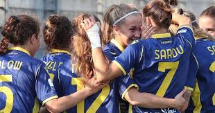The best gifs are on giphy. Un Rigore Di Bragonzi Decide La Sfida Tra Hellas Verona Women E Pink Bari L Football