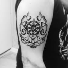 For personal henna or events, we promise best perfect henna service. Jay Connor Jaycontat Twitter
