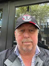 Rowan McGregor (@verdun66)