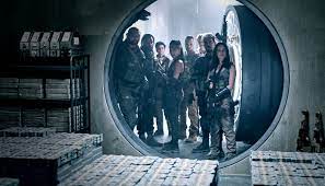 Army of the dead stars dave bautista, hiroyuki sanada, omari hardwick, raúl castillo, garret dillahunt,. Army Of The Dead Teaser Trailer Zack Snyder S Zombie Apocalypse Crime Action Film Starring Dave Bautista Filmbook