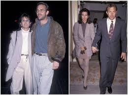 Mira sorvino and kevin costner are known for their relationship in 1993. Family Of Actor Kevin Costner Wife 7 Kids Brothers Parents Bhw