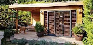 studio de jardin en bois a toit plat modele grimaud bureau de jardin studio de jardin bureau de jardin chalet de jardin habitable
