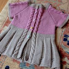 Pin By Hamarat Ablam On Bebek Orguleri Baby Sweaters Sweater Dress Pattern Baby Sweater Dress