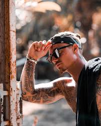 Johnny Edlind Fotografia Masculina Bandana Masculina Foto Masculina