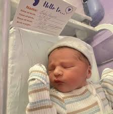 Any recommendations please for either micro blading or nano blading. Thanks 