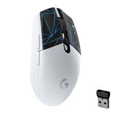 Logitech g305 uses logitech g's exclusive lightspeed wireless technology for a faster playing experience than most wired mice, as well as the with logitech g305, there is no reason to play with cables. Logitech G305 Lightspeed Lol Gaming Maus Weiss Auf Lager