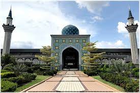 Thus, an alternative way you can get here other than using the taxi service is by getting on the lrt and stop at the masjid jamek station. Masjid Sultan Abdul Samad Klia Islamic Tourism Centre Of Malaysia Itc