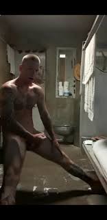 Jerking off in prison 2 - ThisVid.com