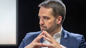 Eduardo Leite diz querer união com Zema e Tarcísio em 2026