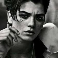 A pair of rhinestone-decorated socks once worn by pop legend Michael  Jackson sold for a whopping $8,822 (around Rs2.26 million or 22 lakh PKR)  at an auction in France—nearly triple the expected