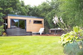 Diese coole ideen für whirlpool im garten werden ihnen helfen, sich für die gestaltung ihres patio bereich zu inspirieren. Warmegrad Aussensauna Fur Den Garten Whirlpool Living