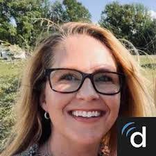 Sylvia Ayers's Instagram, Twitter & Facebook