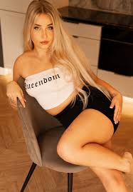 phoenix_taylor Live Cam Show & Free Chat | ManyVids - ManyVids